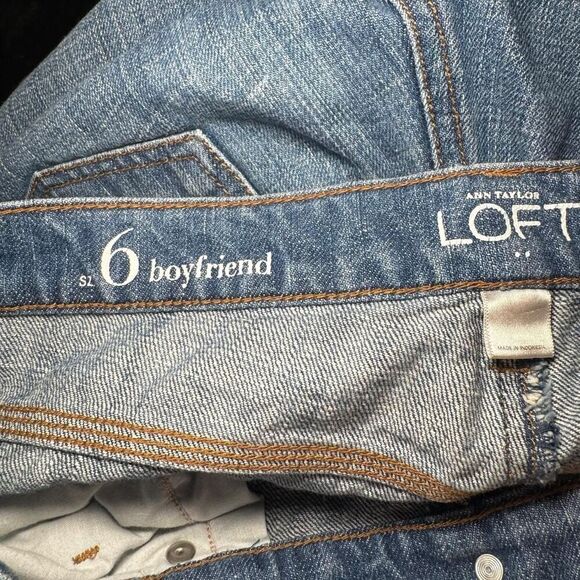 Ann Taylor LOFT Women’s Size 6 Boyfriend Jeans Distressed Medium Wash 100% Cotto - Picture 4 of 6